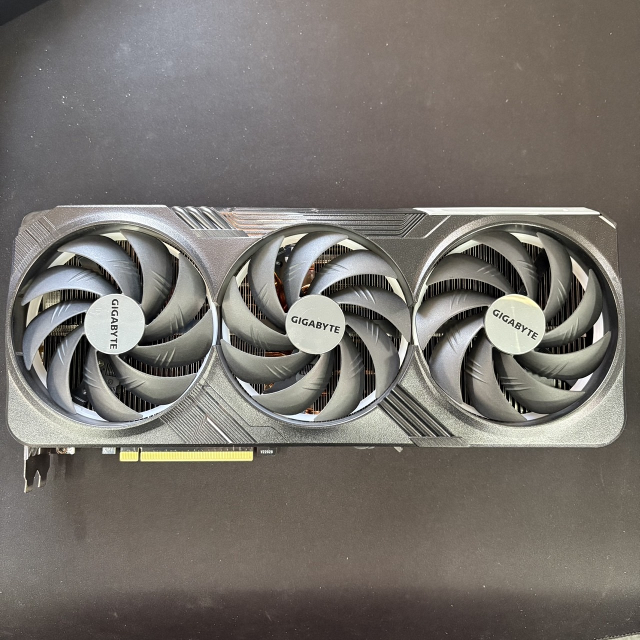 GIGABYTE GeForce RTX 4090 24G (GV-N4090GAMING OC-24GD) nvidia
